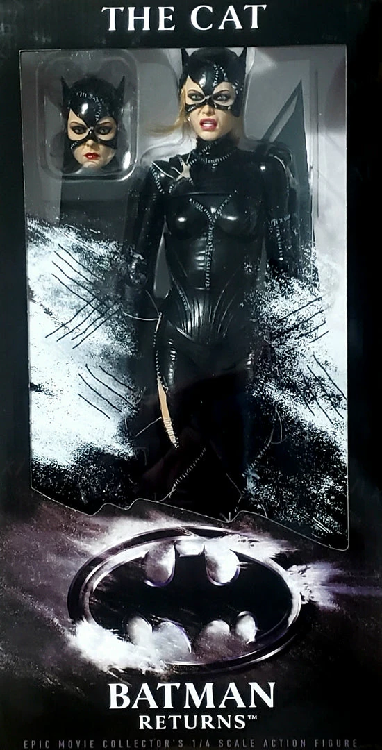 Catwoman: Batman Returns – 1/4 Scale Action Figure – Catwoman (Michelle Pfeiffer) By NECA 8 Catwoman: Batman Returns – 1/4 Scale Action Figure – Catwoman (Michelle Pfeiffer) By NECA