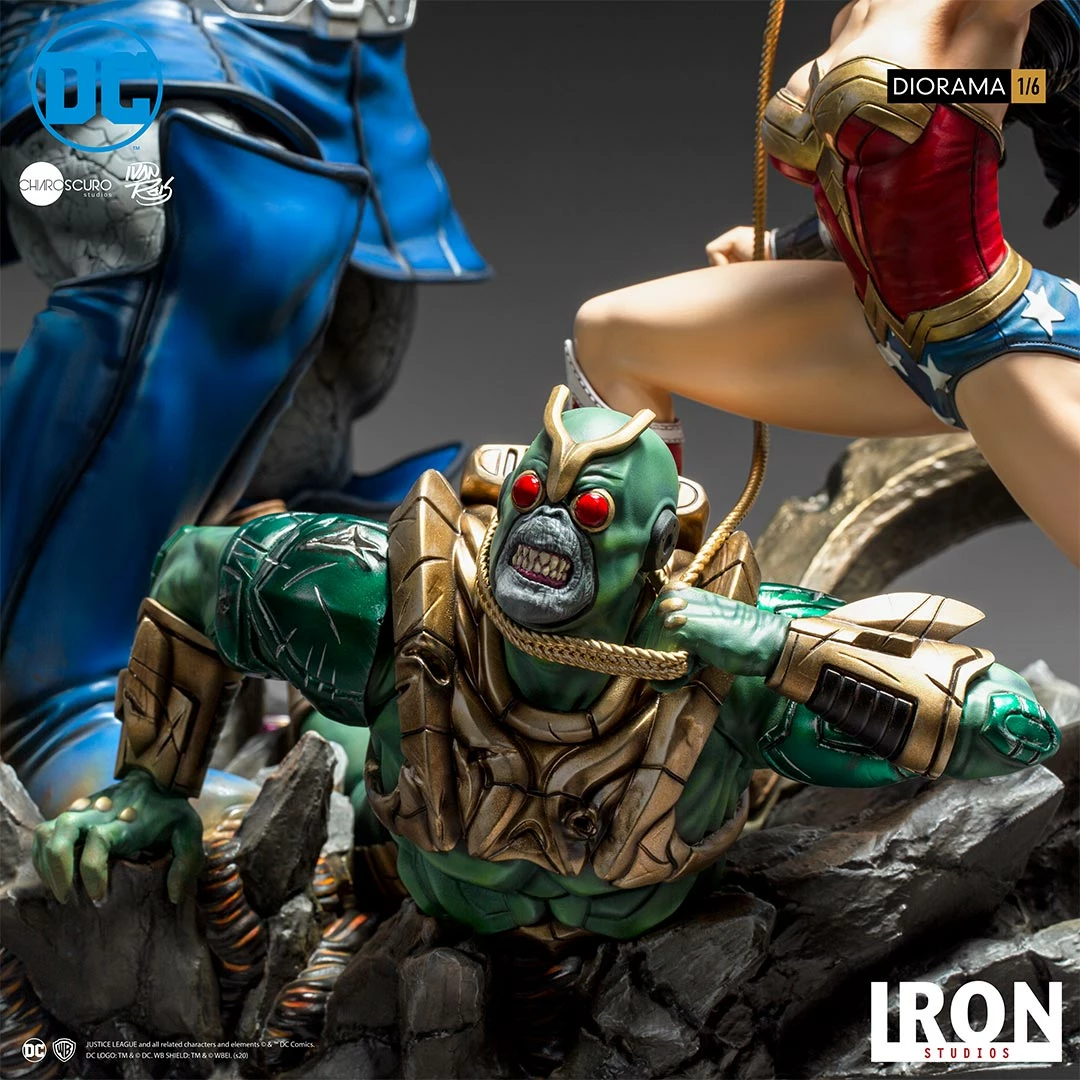 Wonder Woman Vs Darkseid Diorama 1/6 – DC Comics By Ivan Reis Iron Studios 11 Wonder Woman Vs Darkseid Diorama 1/6 – DC Comics By Ivan Reis Iron Studios