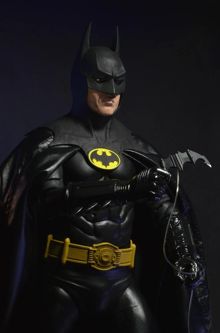 Batman Returns (1989) – 1/4 Scale Action Figure – Michael Keaton By NECA 4 Batman Returns (1989) – 1/4 Scale Action Figure – Michael Keaton By NECA