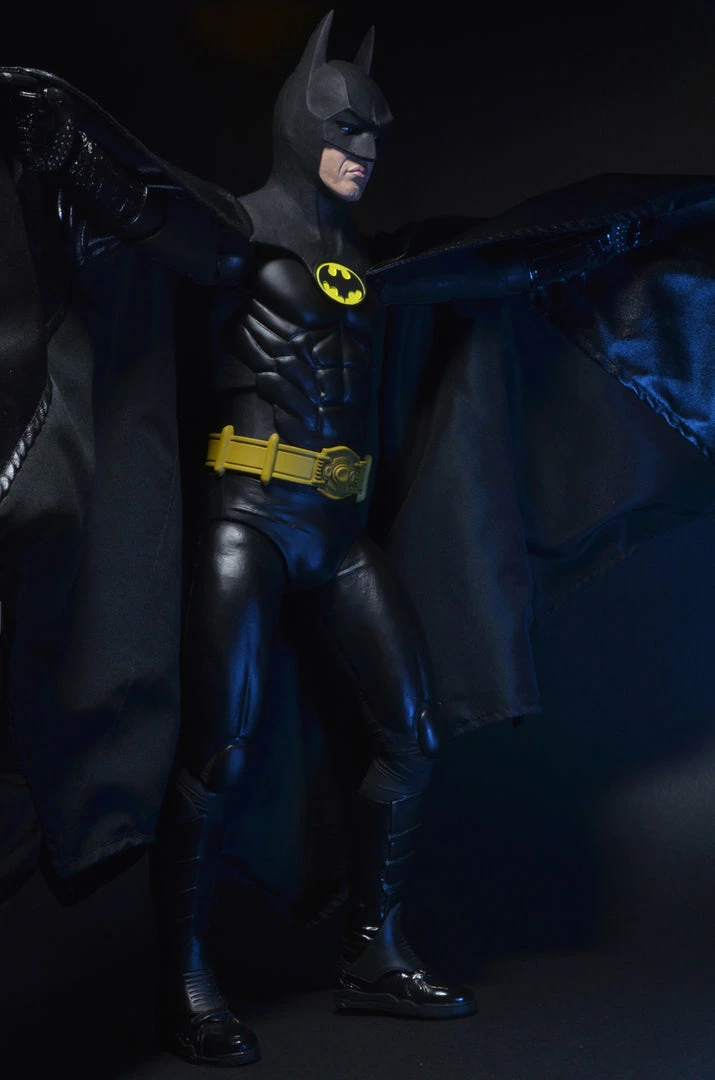 Batman Returns (1989) – 1/4 Scale Action Figure – Michael Keaton By NECA 7 Batman Returns (1989) – 1/4 Scale Action Figure – Michael Keaton By NECA