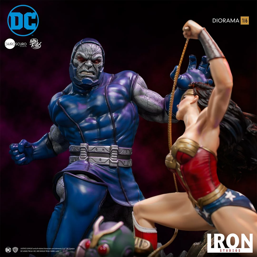 Wonder Woman Vs Darkseid Diorama 1/6 – DC Comics By Ivan Reis Iron Studios 15 Wonder Woman Vs Darkseid Diorama 1/6 – DC Comics By Ivan Reis Iron Studios