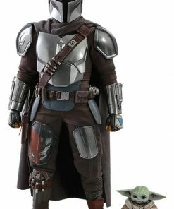 Hot Toys The Mandalorian And The Child Collectible Set