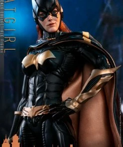 Batgirl Sixth Scale Figure By Hot Toys Video Game Masterpiece Series - Batman: Arkam Knight 23 Batgirl Sixth Scale Figure By Hot Toys Video Game Masterpiece Series - Batman: Arkam Knight