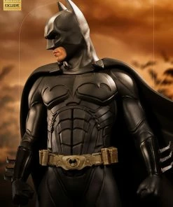 Batman Deluxe 1:10 Scale Statue By Iron Studios Art Scale - Sideshow Con Exclusive
