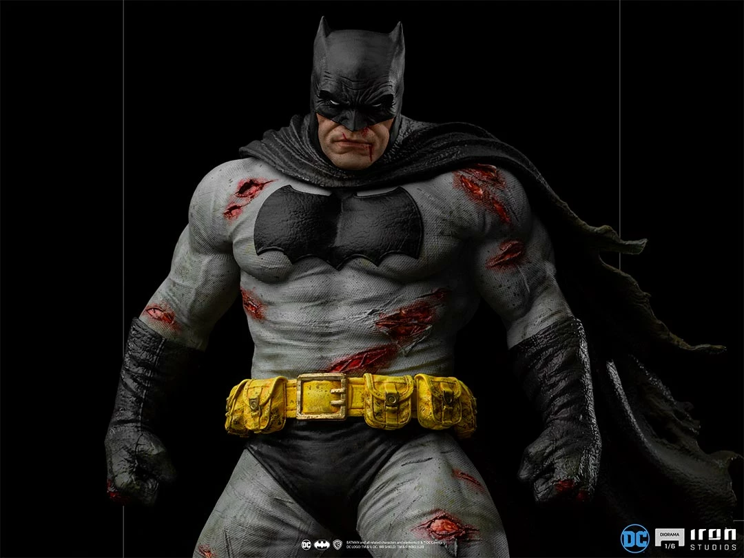 Batman: The Dark Knight Returns Sixth Scale Diorama By Iron Studios 11 Batman: The Dark Knight Returns Sixth Scale Diorama By Iron Studios