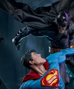Batman Vs Superman Diorama By Sideshow Collectibles Collector Edition