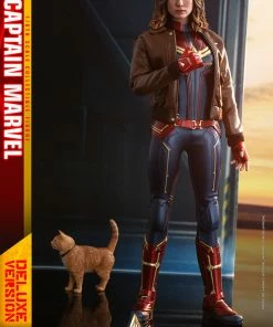 Avengers Earth's Heroes Captain Marvel Deluxe Version Sixth Scale Figure By Hot Toys Captain Marvel - Movie Masterpiece Series 33 Avengers Earth's Heroes Captain Marvel Deluxe Version Sixth Scale Figure By Hot Toys Captain Marvel - Movie Masterpiece Series