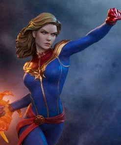 Captain Marvel Statue By Sideshow Collectibles Avengers Assemble Avengers Earth's Heroes