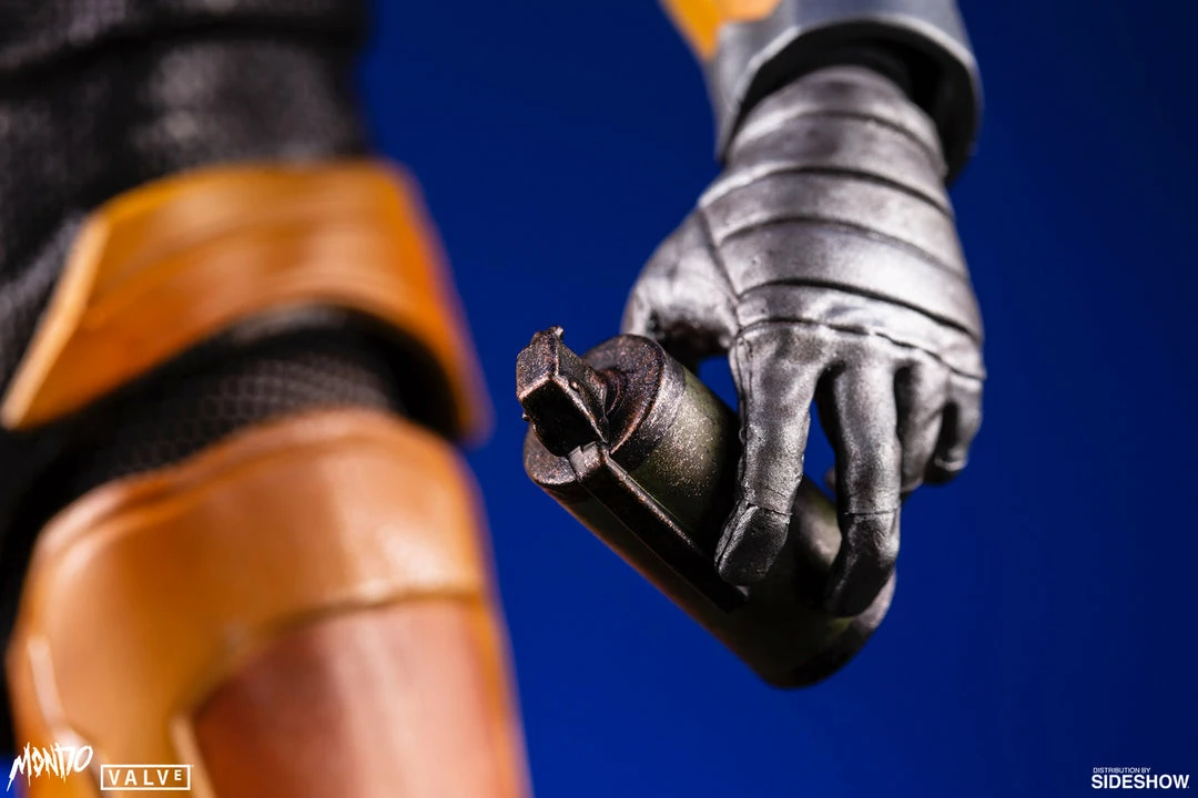 Gordon Freeman Sixth Scale Figure By Mondo 14 Gordon Freeman Sixth Scale Figure By Mondo