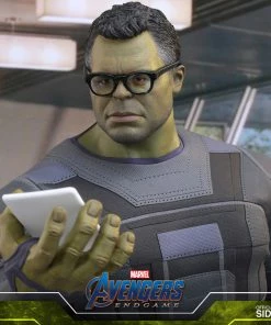 Hot Pop Cultures Store Hulk Sixth Scale Figure By Hot Toys Avengers: Endgame - Movie Masterpiece Series 33 Hot Pop Cultures Store Hulk Sixth Scale Figure By Hot Toys Avengers: Endgame - Movie Masterpiece Series