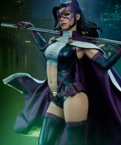 Huntress Premium Format™ Figure By Sideshow Collectibles Premium Collection
