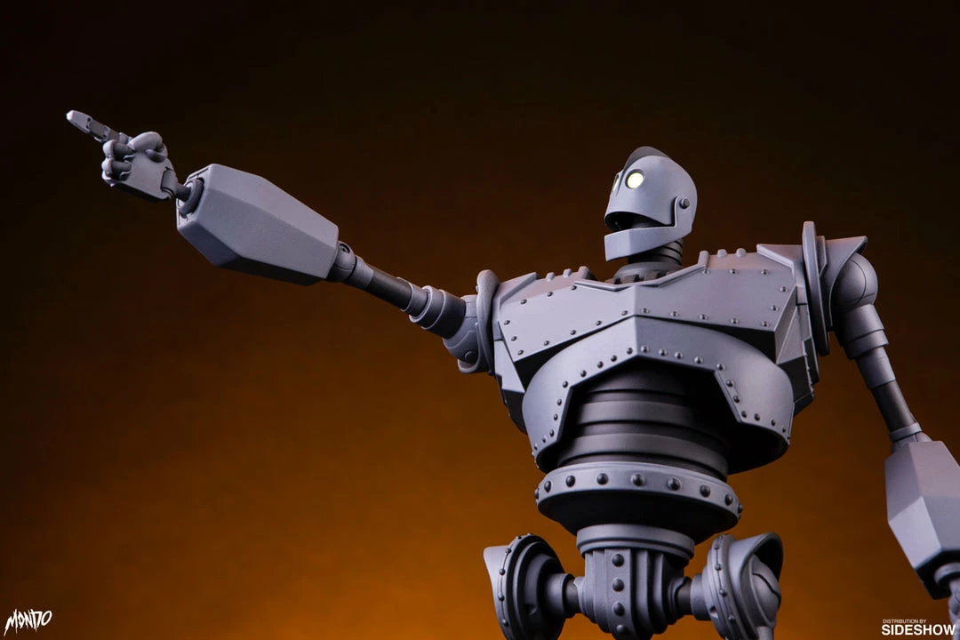Iron Giant Collectible Figure By Mondo Mondo Mecha Collection MONDO COLLECTIBLES 9 Iron Giant Collectible Figure By Mondo Mondo Mecha Collection MONDO COLLECTIBLES