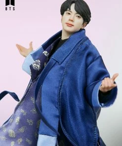 Jin Deluxe Statue By Sideshow Collectibles BTS Idol Collection