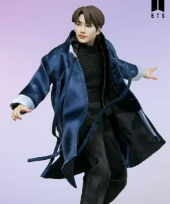 Jung Kook Deluxe Statue By Sideshow Collectibles BTS Idol Collection