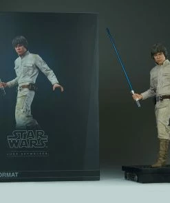 Sideshow Collectibles Luke Skywalker Premium Format™ Figure Star Wars