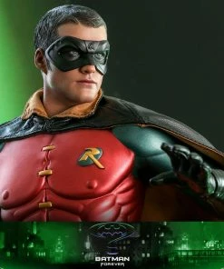 Robin Sixth Scale Figure By Hot Toys Movie Masterpiece Series - Batman Forever 31 Robin Sixth Scale Figure By Hot Toys Movie Masterpiece Series - Batman Forever