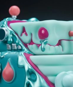 Smelter Skelter Designer Collectible Toy By Unruly Industries™ By T. Wei UNRULY INDUSTRY 36 Smelter Skelter Designer Collectible Toy By Unruly Industries™ By T. Wei UNRULY INDUSTRY