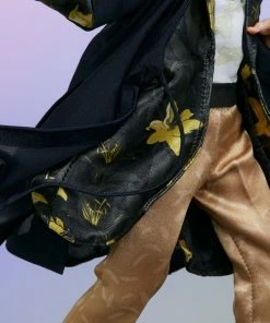 SUGA Deluxe Statue By Sideshow Collectibles BTS Idol Collection 18 SUGA Deluxe Statue By Sideshow Collectibles BTS Idol Collection