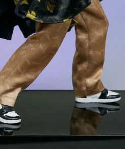 SUGA Deluxe Statue By Sideshow Collectibles BTS Idol Collection 25 SUGA Deluxe Statue By Sideshow Collectibles BTS Idol Collection