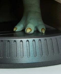 Sideshow Collectibles The Child Life-Size Figure 39 Sideshow Collectibles The Child Life-Size Figure