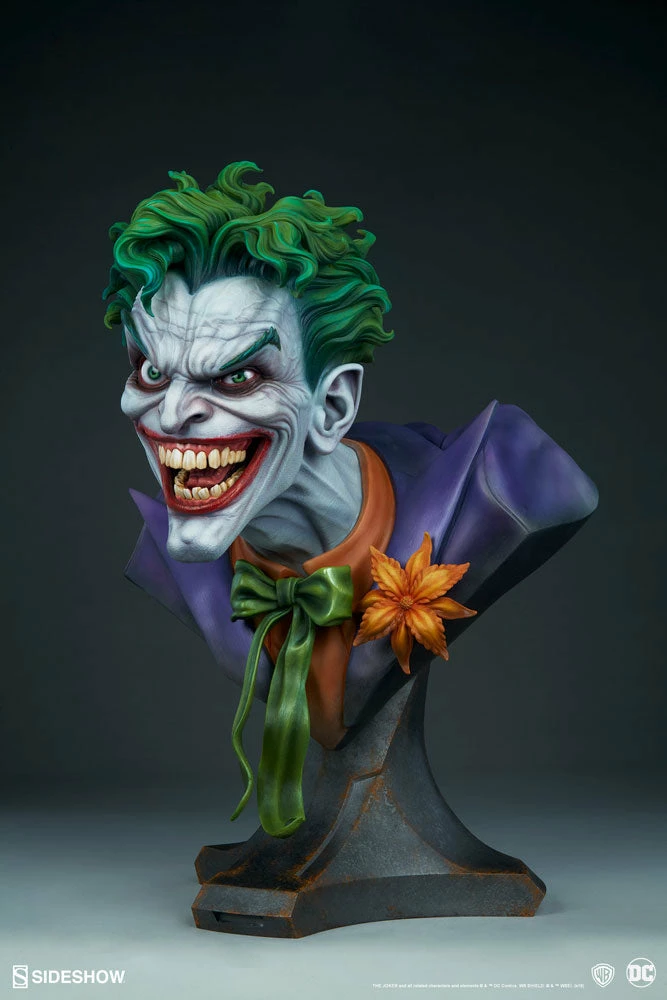LIFE SIZED STATUES PROPS The Joker™ Life-Size Bust By Sideshow Collectibles DC Comics 12 LIFE SIZED STATUES PROPS The Joker™ Life-Size Bust By Sideshow Collectibles DC Comics