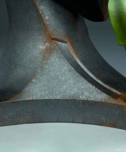 LIFE SIZED STATUES PROPS The Joker™ Life-Size Bust By Sideshow Collectibles DC Comics 41 LIFE SIZED STATUES PROPS The Joker™ Life-Size Bust By Sideshow Collectibles DC Comics