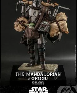 Hot Toys The Mandalorian™ And Grogu™ Sixth Scale Figure Set