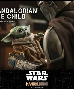 Hot Toys The Mandalorian And The Child Collectible Set
