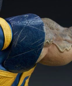 Wolverine Premium Format™ Figure By Sideshow Collectibles X-Men 37 Wolverine Premium Format™ Figure By Sideshow Collectibles X-Men