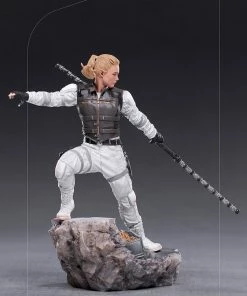 Yelena 1:10 Scale Statue By Iron Studios Marvel : Black Widow - Art Scale 1:10 Battle Diorama Series Avengers Earth's Heroes